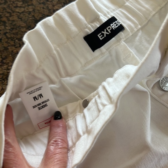 Express short - Picture 2 of 3